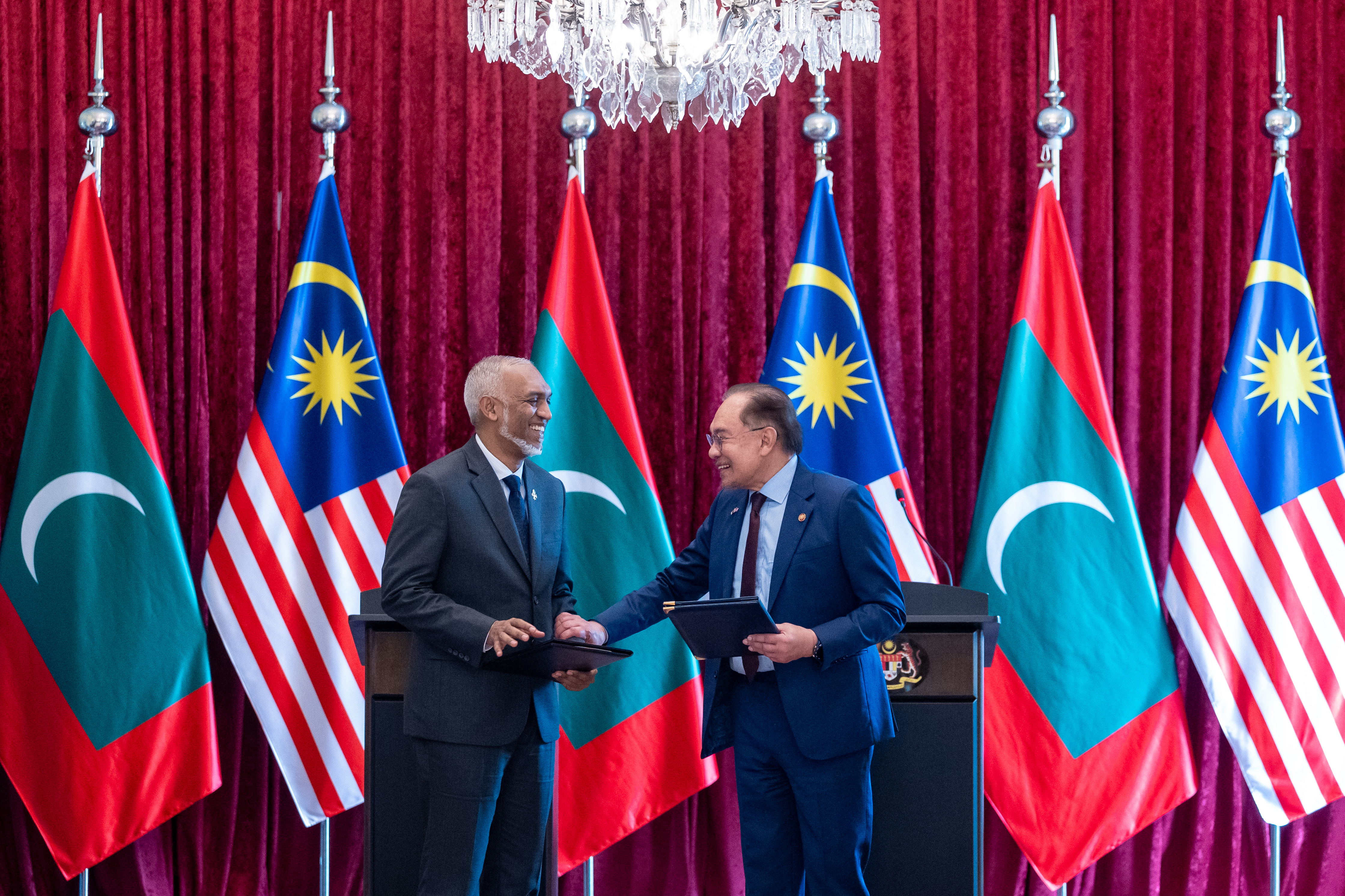 Anwar, Muizzu witness MoU exchanges to boost Malaysia-Maldives ties