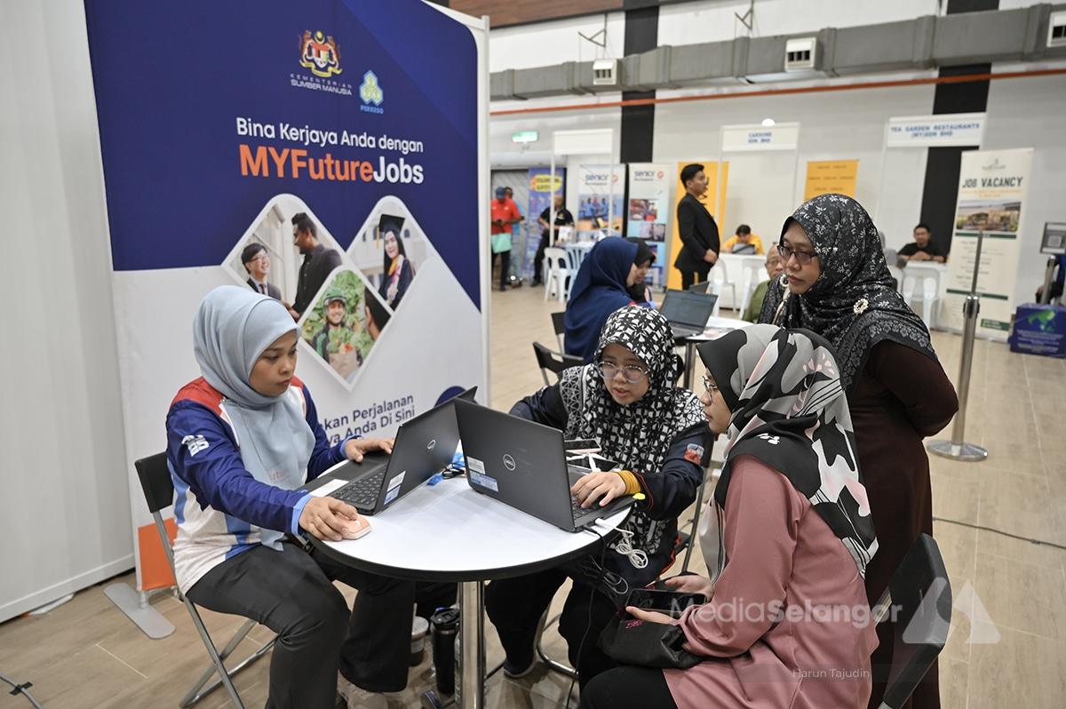 Gombak job carnival offers over 4,000 vacancies, salaries reaching RM13,000