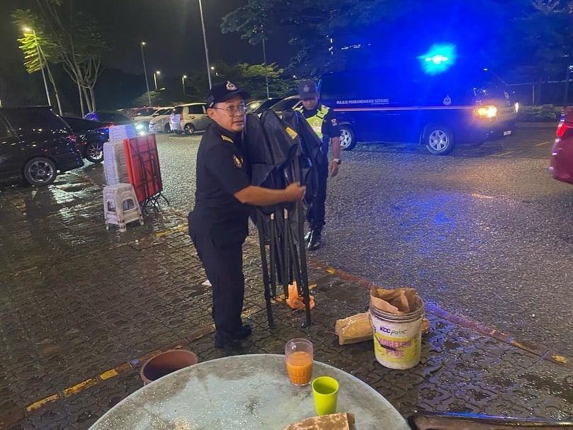 278无牌小贩违规营业　雪邦市会扣押物品严惩