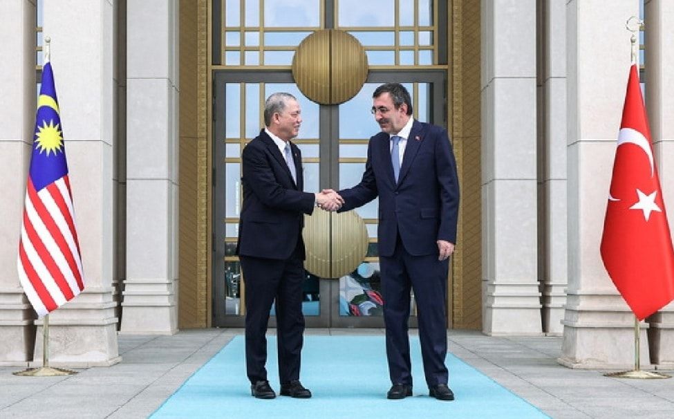 法迪拉拜会土耳其副总统  明日参观战略能源公司GEAS