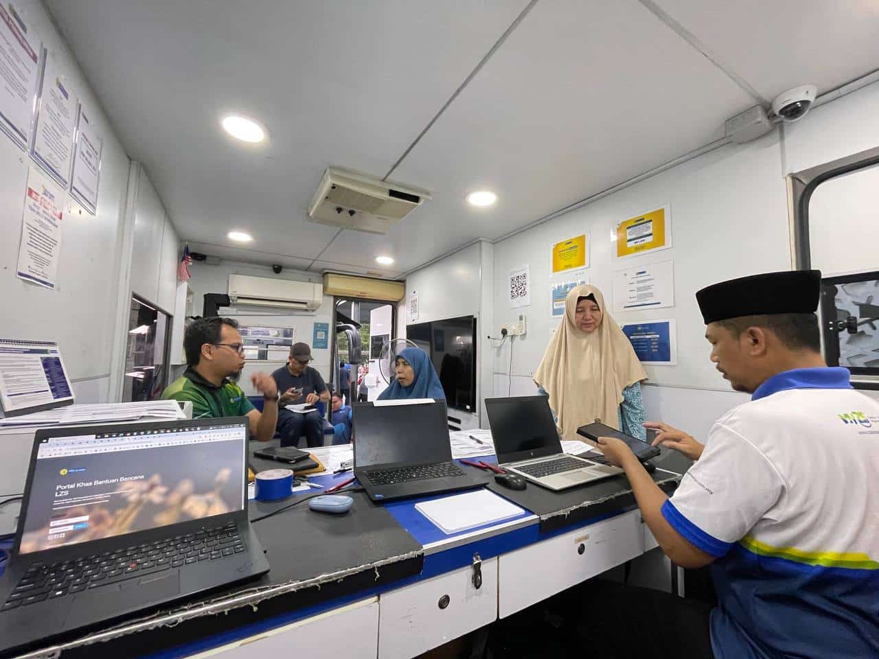 LZS buka kaunter bergerak di PPS, mudahkan mangsa letupan paip gas mohon bantuan