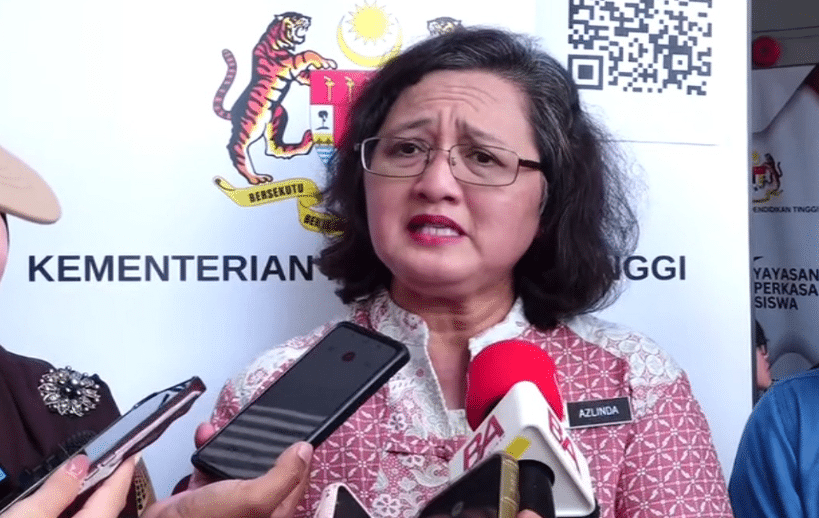 புத்ர ஹைட்ஸ் ; உயர்க்கல்வி மாணவர்கள் இயங்கலை மூலம் கல்வி கற்க அனுமதி