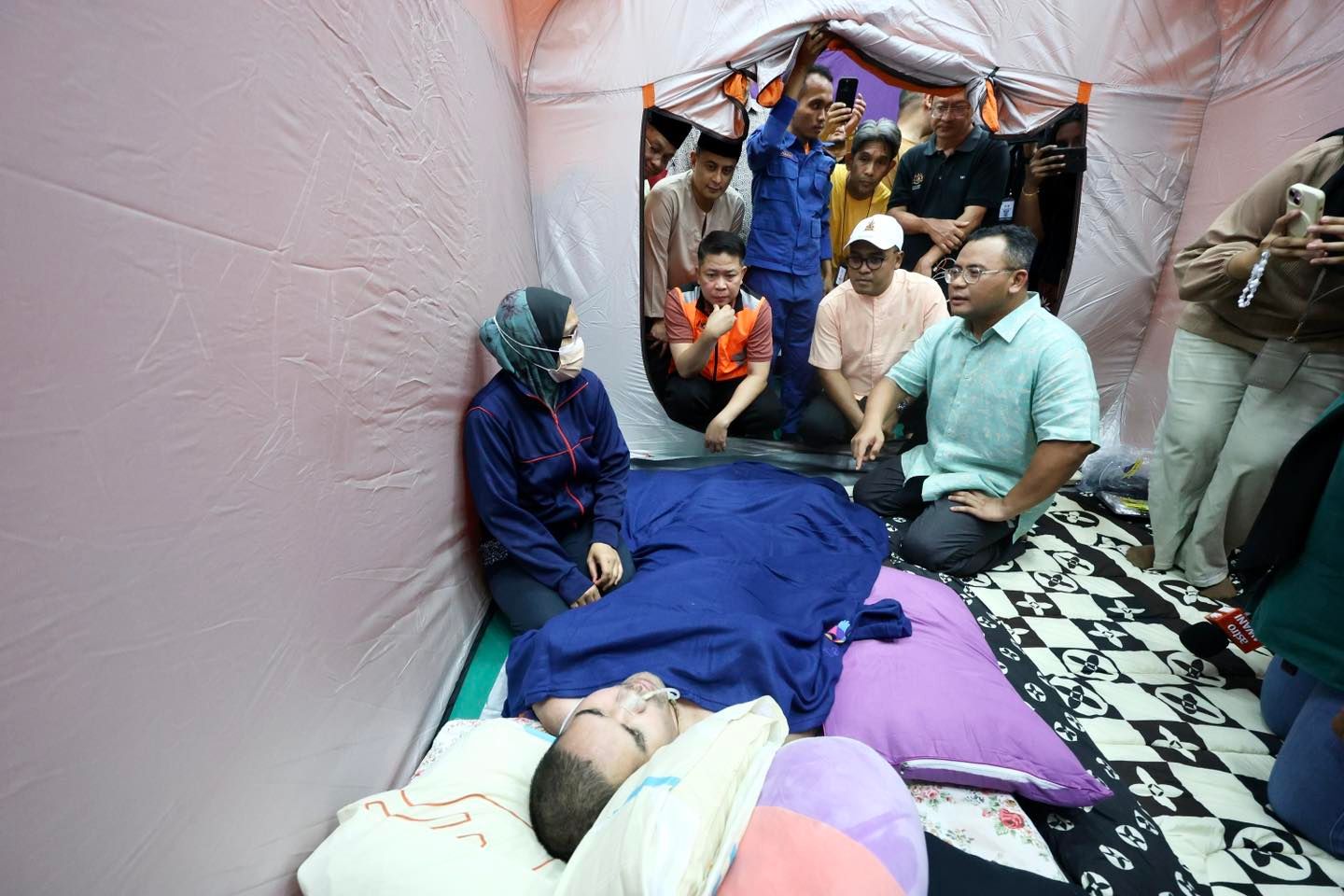 【天然气管爆炸】  雪政府与国油施援灾黎  大臣：探讨补助租金及修缮房屋