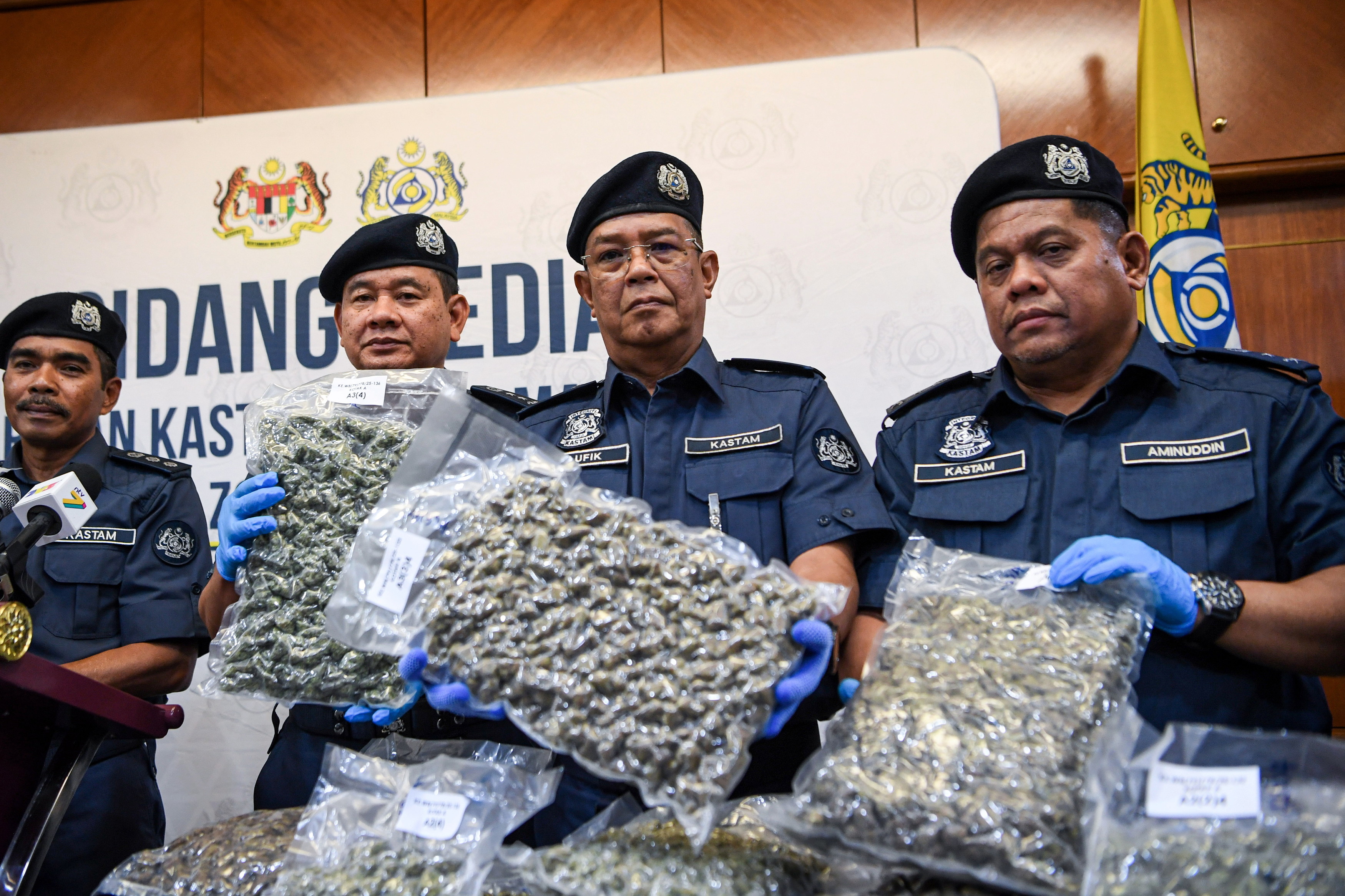 Customs Dept foil RM3.5 mln cannabis buds smuggling attempt