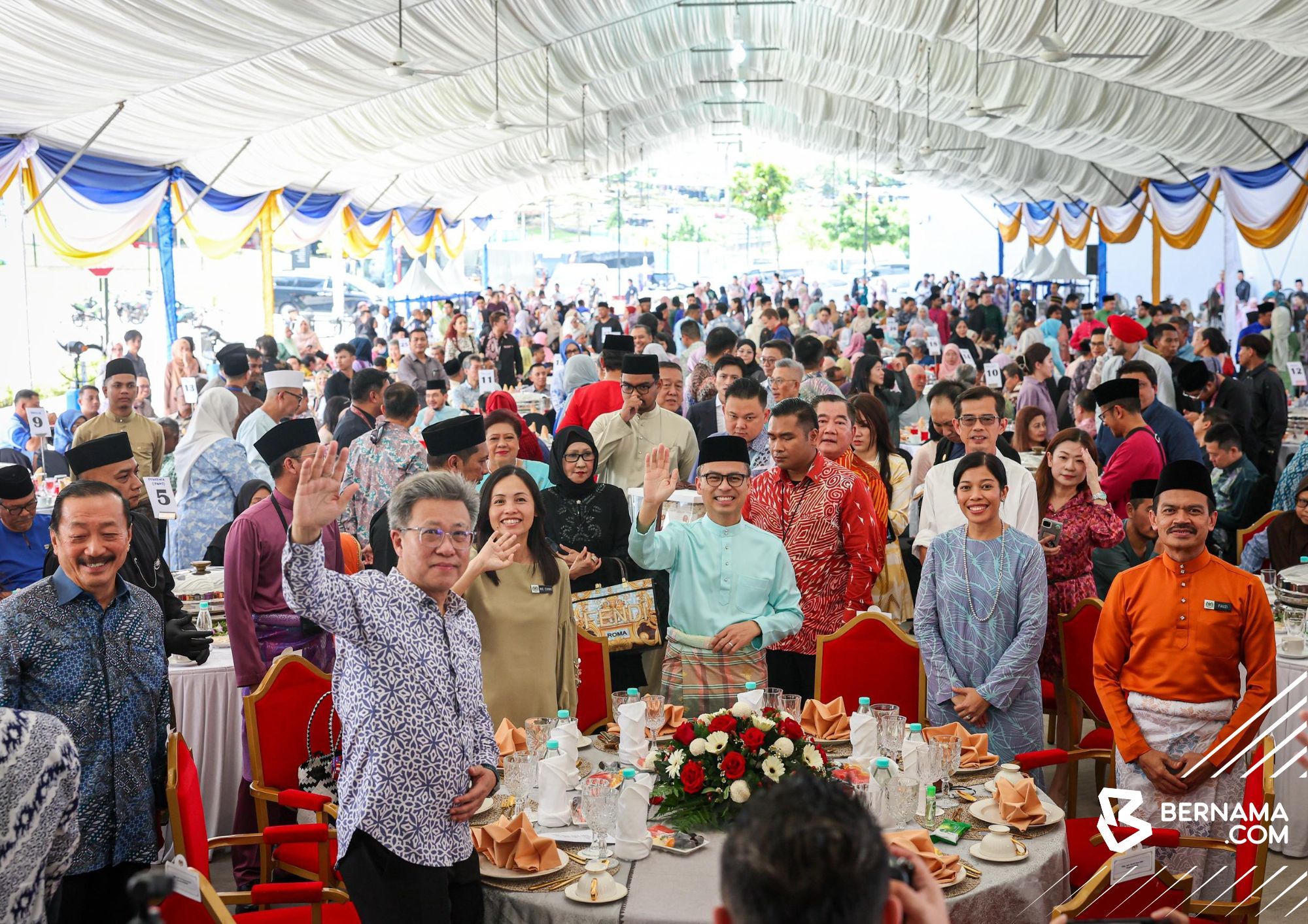 法米：误绘国旗交当局查办  媒体会成立后助解敏感课题