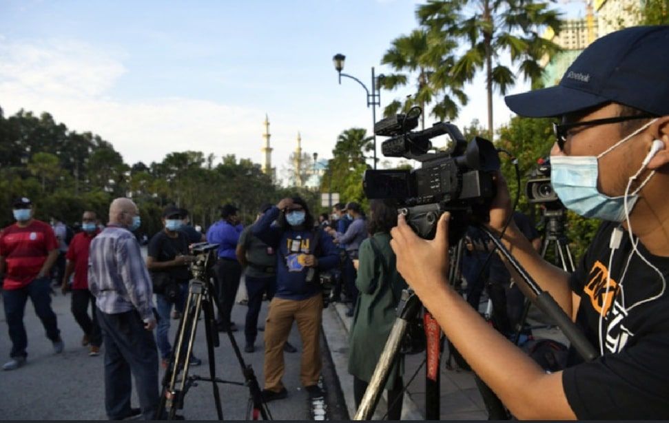 黄振威：搭建沟通桥梁  媒体扮演引导对话角色