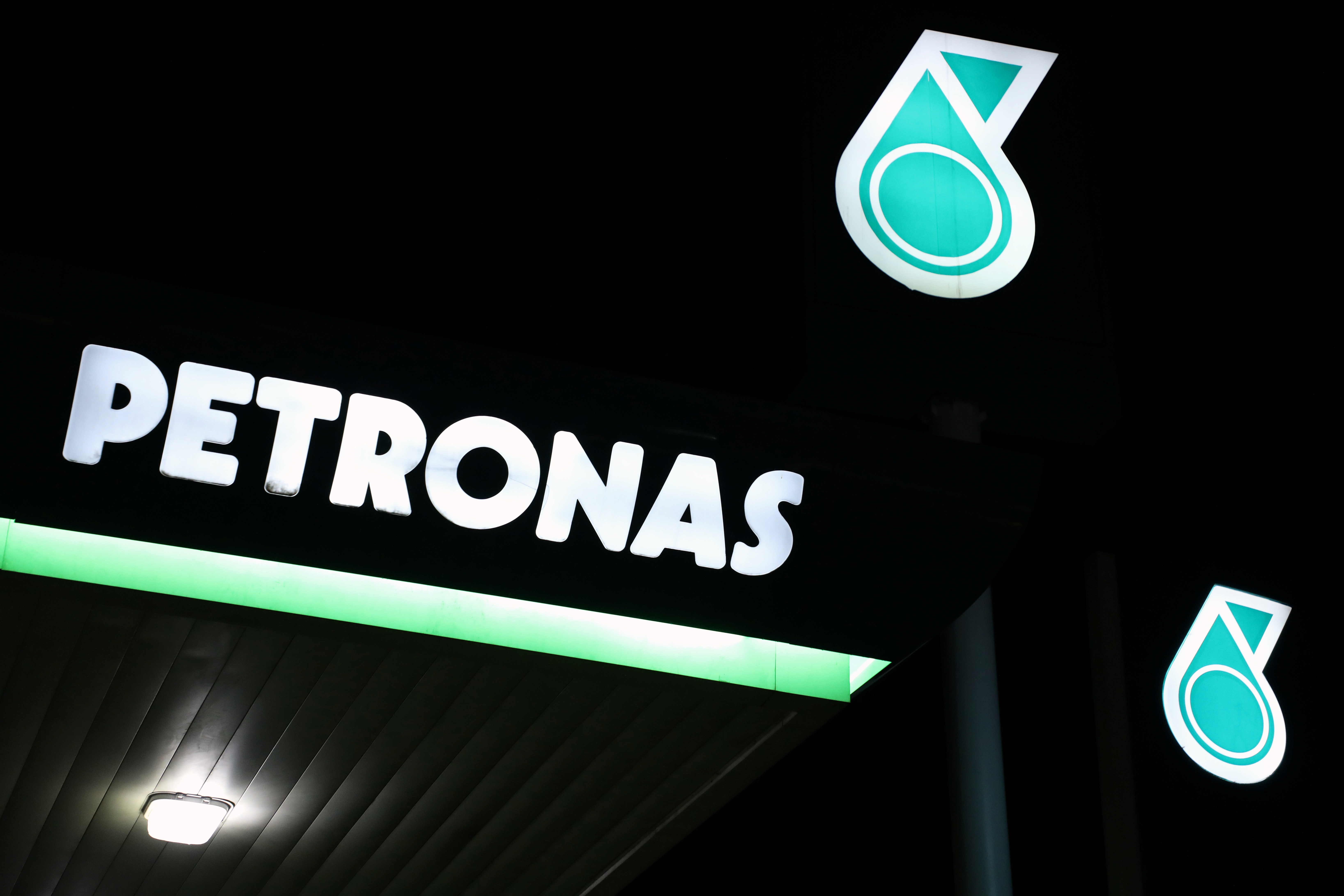 Petronas backs fuel subsidy reform to support energy transition