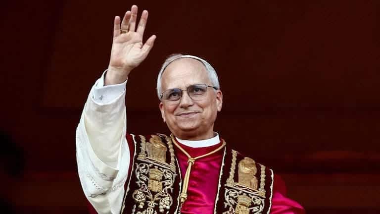 天主教迎来首位美籍教宗 良十四世就任
