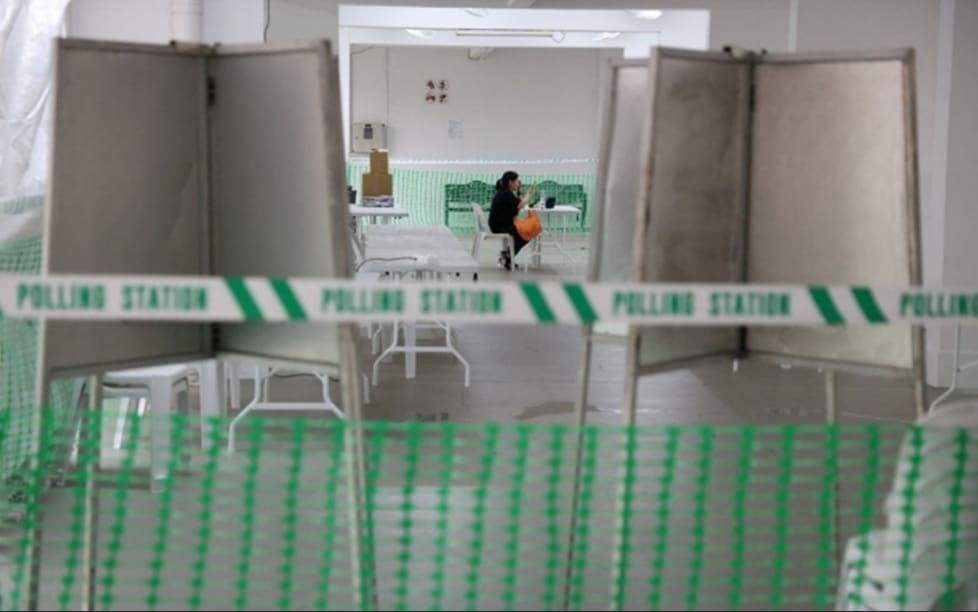 新加坡国会选举投票开始