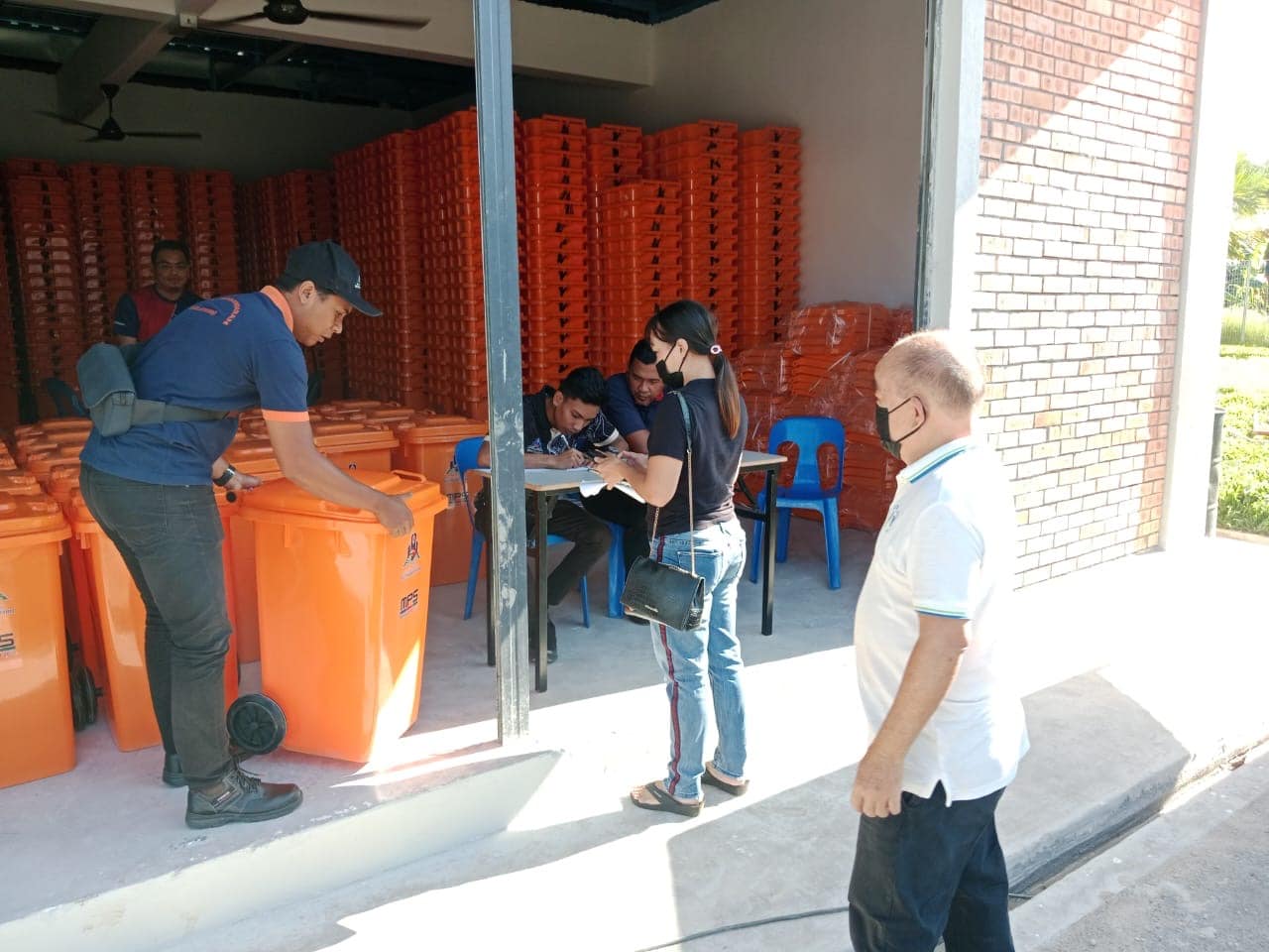 MPS edar tong sampah boleh alih, pupuk tanggungjawab jaga kebersihan