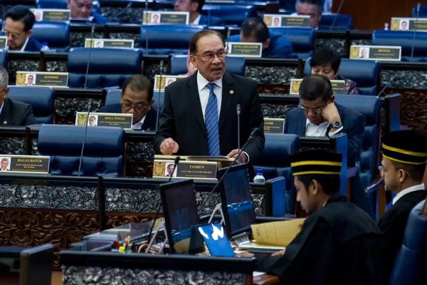 வரி விதிப்பின் தாக்கத்தை தணிக்க எஸ்.எம்.இ. நிறுவனங்களுக்கு வெ.150 கோடி நிதி