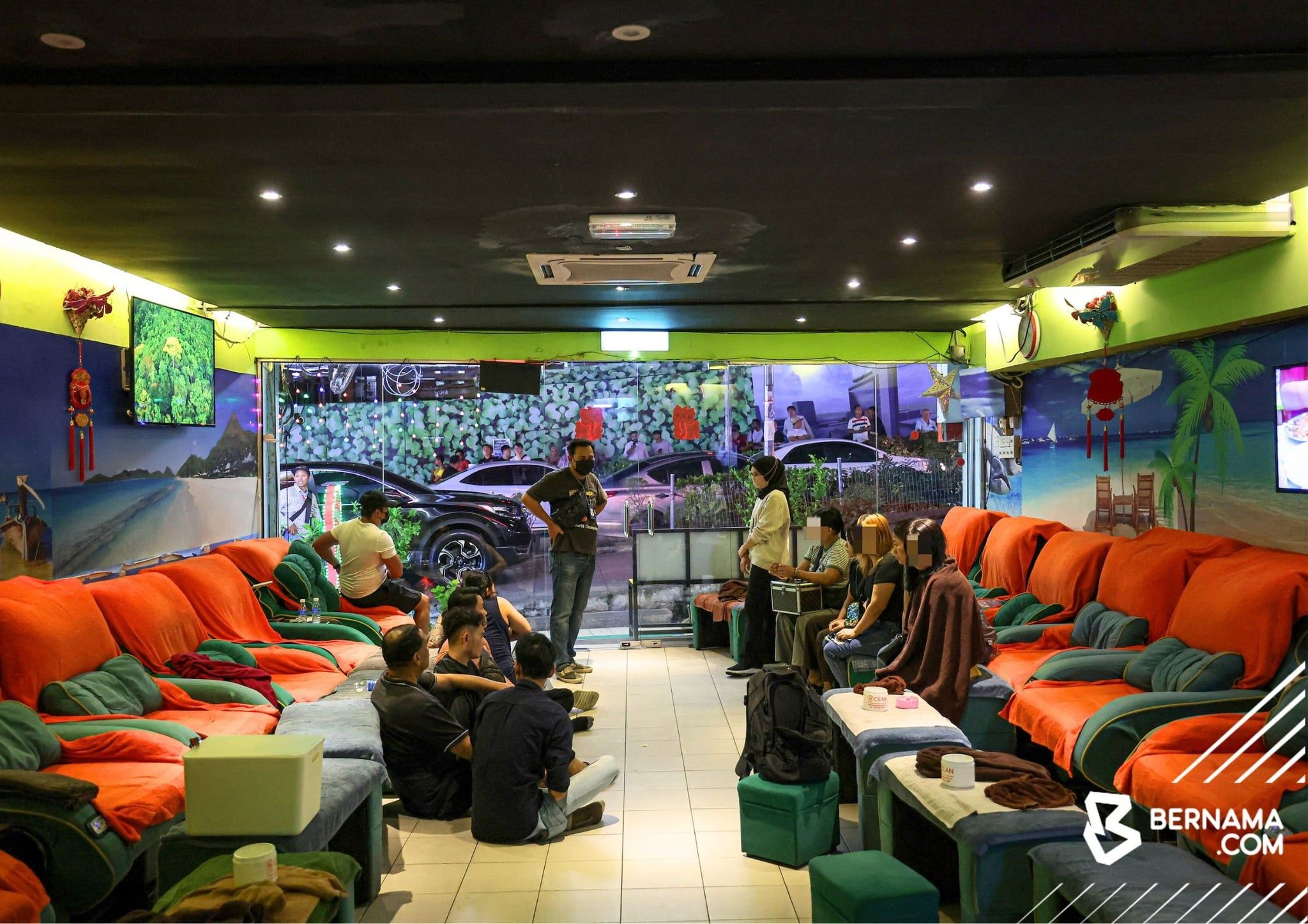 追捕逃逸外籍女子  首都移民局2官员受伤