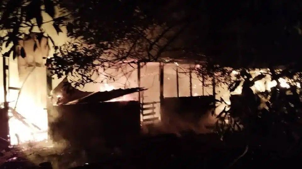 2住家与饲养场发生大火  2000只鹌鹑生死未卜！