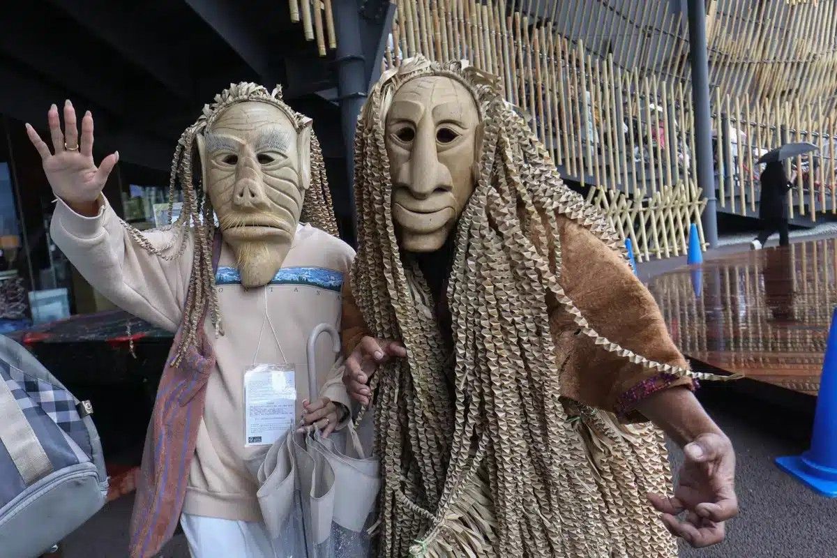 玛美里族面具舞亮相大阪世博　雪州原民文化惊艳国际舞台