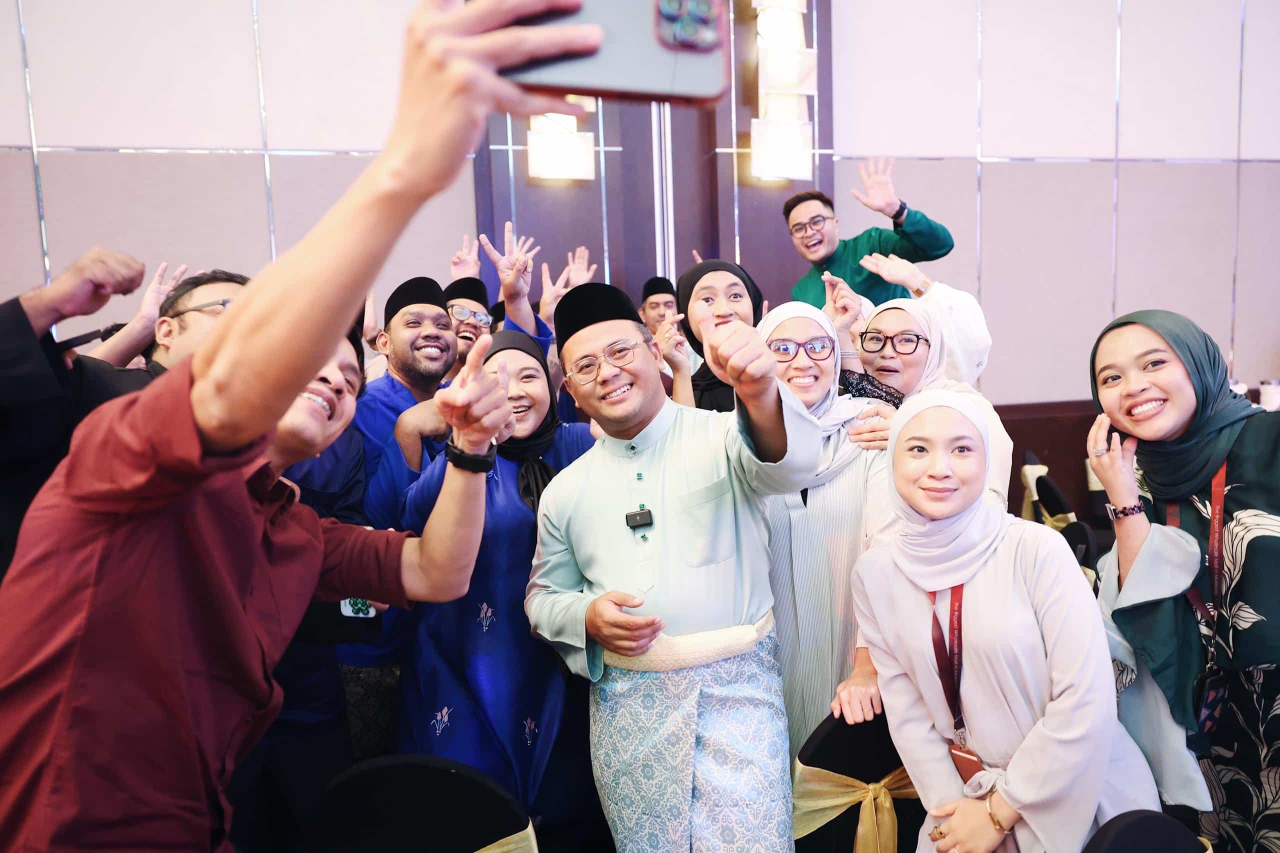 媒体非仅传讯工具  雪大臣：肩负建国与育民责任