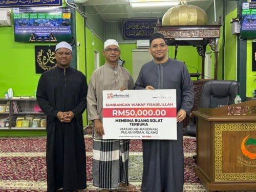 Stesen minyak pertama dibina atas tanah wakaf dijangka beroperasi Oktober