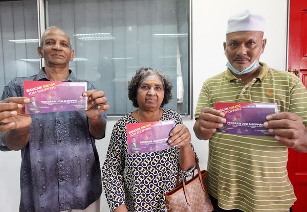 மூத்த குடிமக்கள் மற்றும் மாற்றுத்திறனாளிகளுக்கு RM1,000 மரணசகாய உதவி நிதி திட்டம்