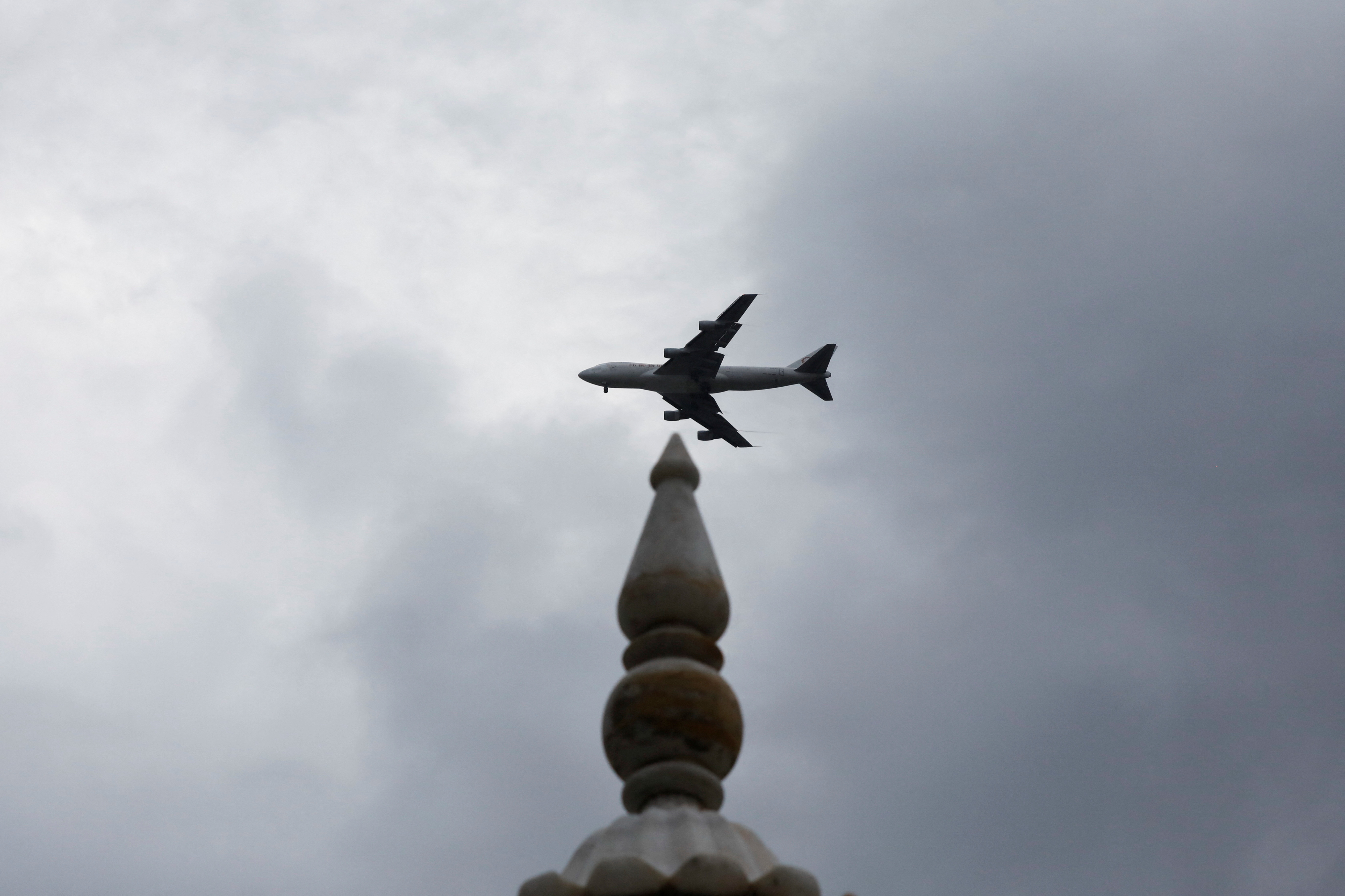 India closes airspace to Pakistan airlines as tensions rise