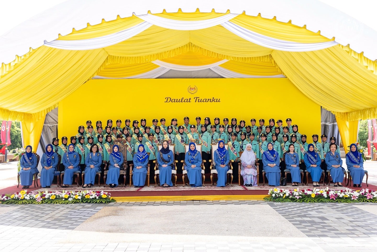 Queen officiates Girl Guides Association conference, AGM