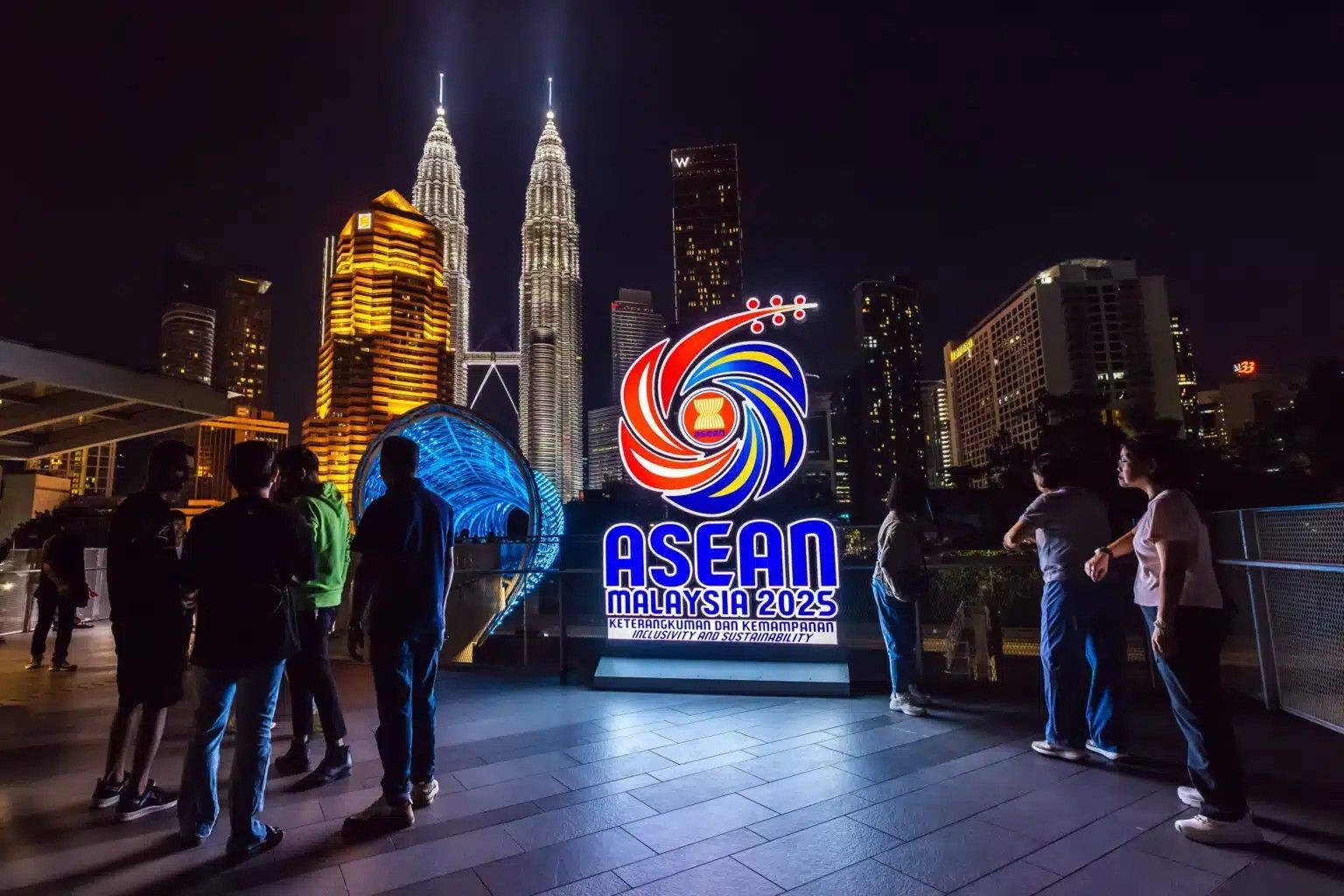 ஆசியான் 2025-  வியட்நாம், லாவோசுடன் பிராந்திய உறவை வலுப்படுத்த வியட்நாம் ஆர்வம்