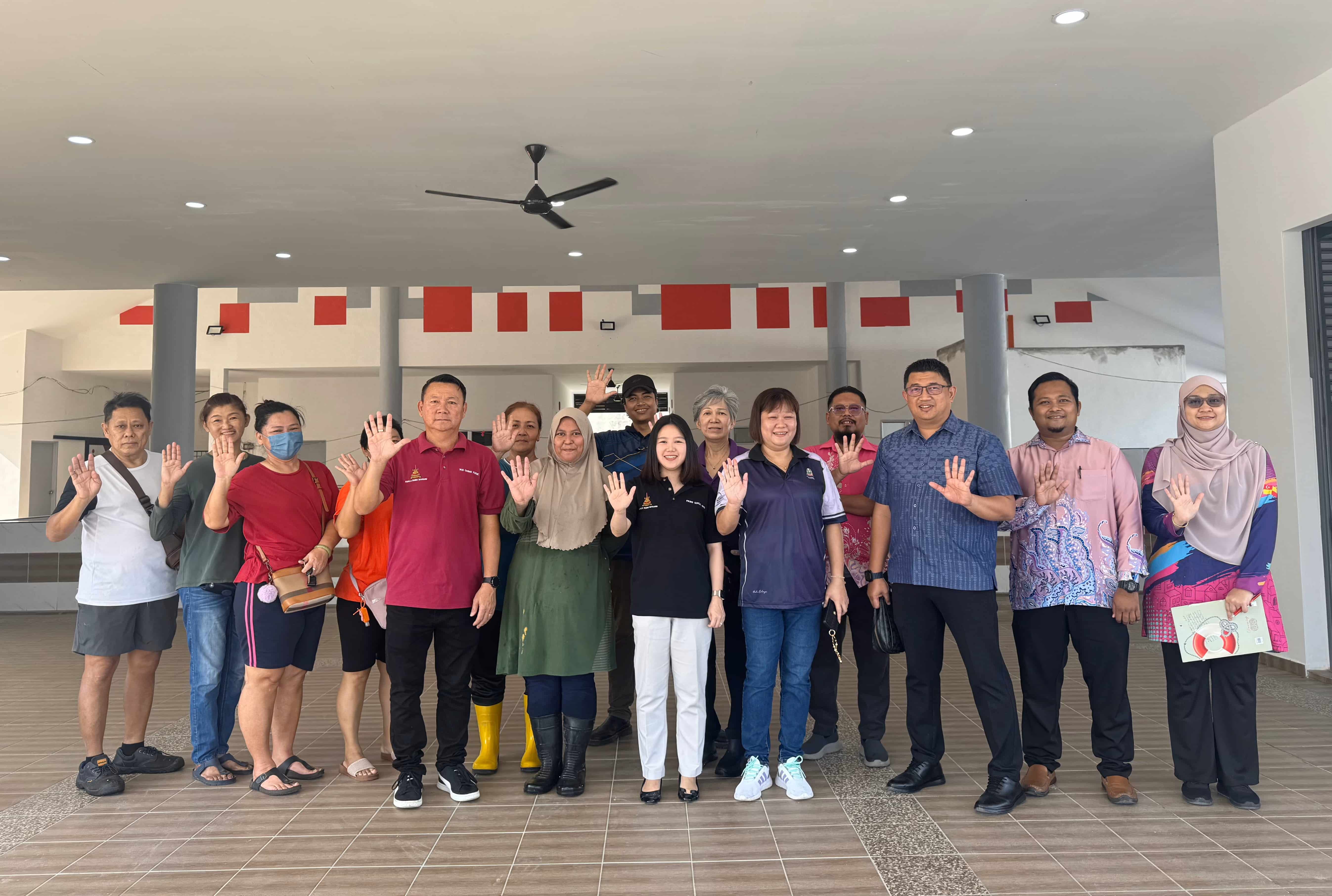 房地部拨100万重建叻思巴刹  小贩料7月迁入营业