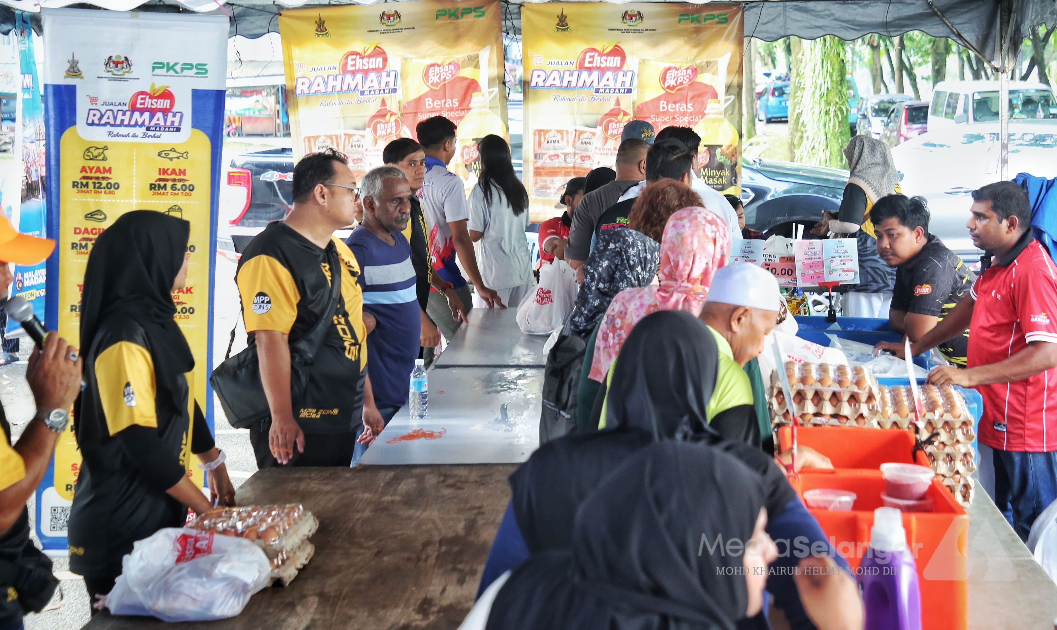 JER Kota Anggerik bantu penduduk tiada kenderaan beli barang dapur