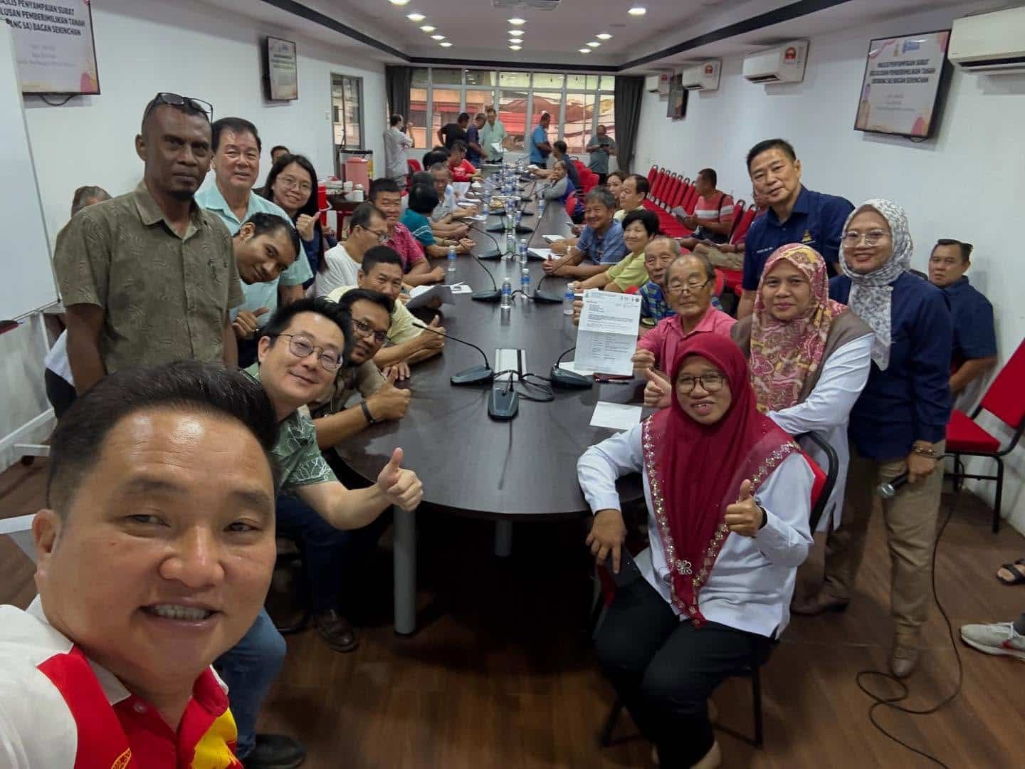 渔民等待多年终见成果　适耕庄海口52户盼来地契