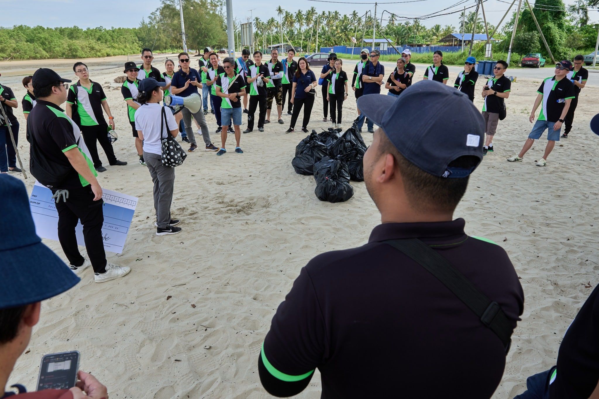 珊瑚礁保育组织致力从小开始 培养未来环境守护者
