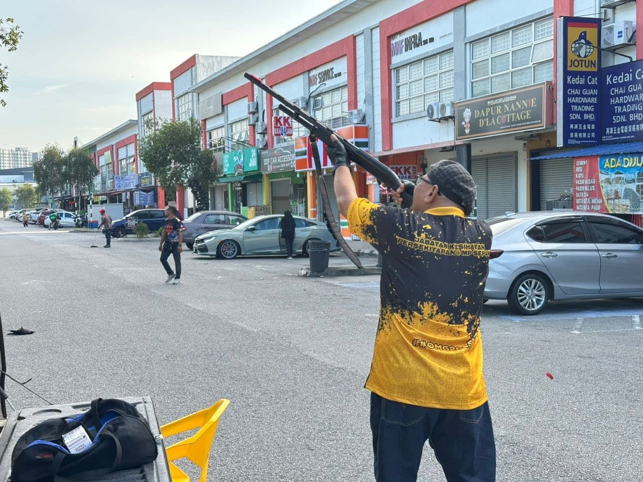 雪邦市会周六射杀乌鸦   44枪手射下3605乌鸦