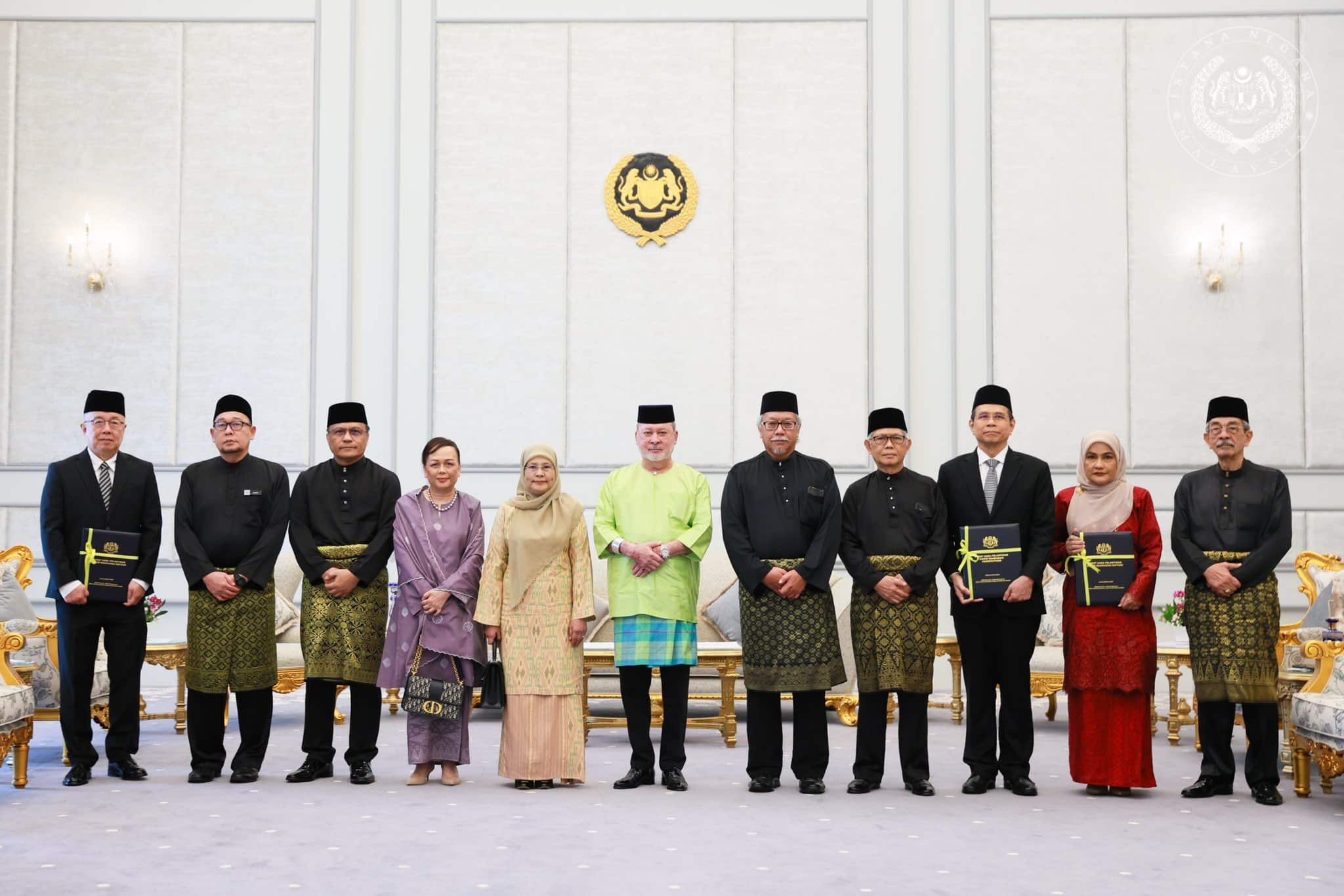 元首颁发委任状予3法官   李瑞生任联邦法院法官