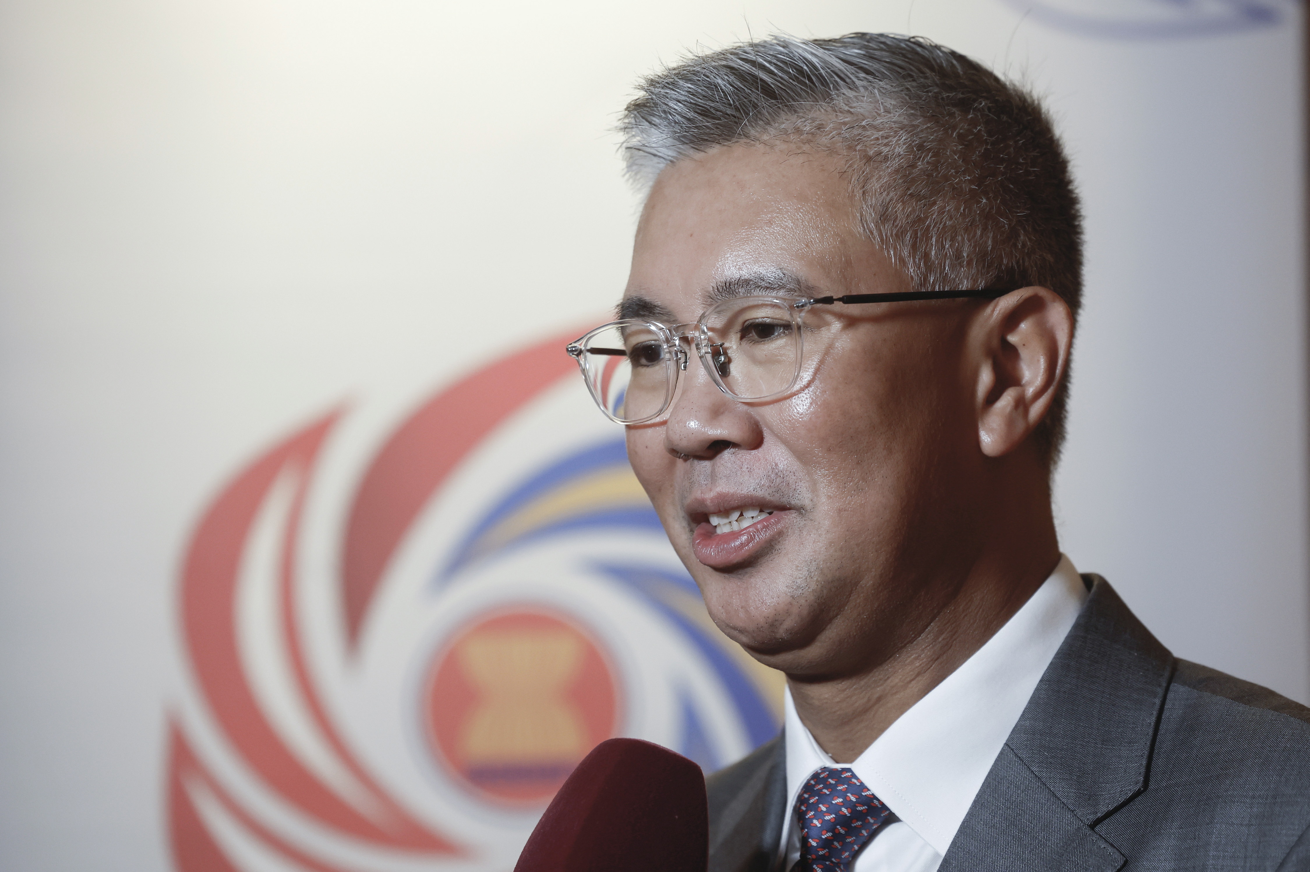 PM says Tengku Zafrul to stay on as minister despite Umno exit