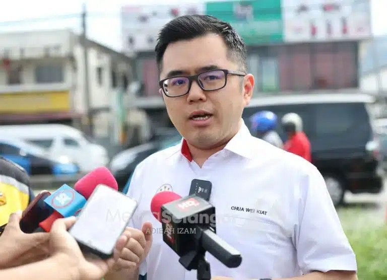 福利局.土地局.EPF明到蔡伟杰服务中心  设流动柜台方便民众办事