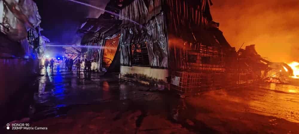 火魔狂烧北海2工厂.无人伤亡