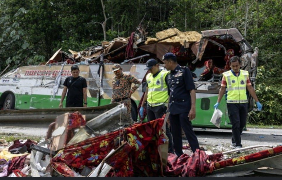 UPSI车祸报告未发现巴士机械故障  交长：可能因人为路况等因素酿祸
