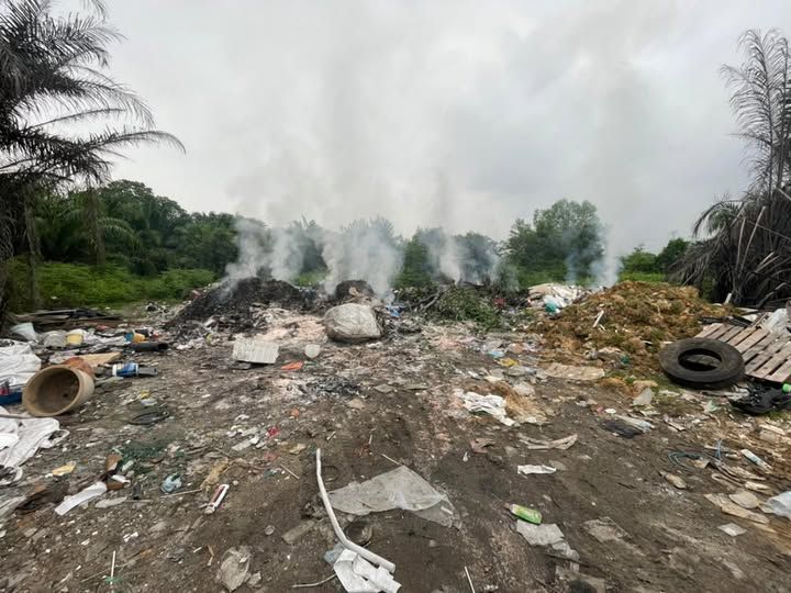 瓜冷5地点沦非法垃圾场   民众受促举报“垃圾虫”