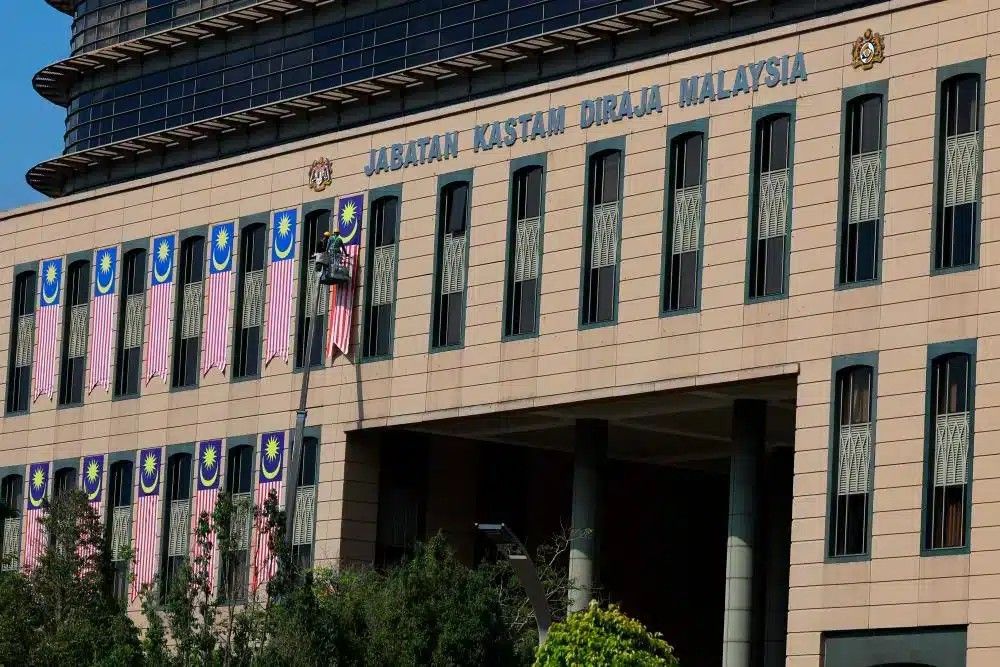 வெ.26.5 லட்சம் போதைப் பொருள் கடத்தலை  கே.எல்.ஐ.ஏ. சுங்கத் துறை முறியடித்தது