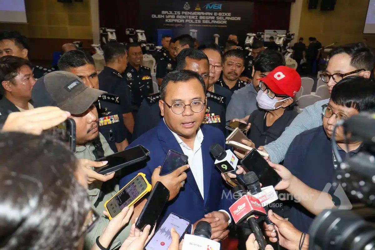 மின் சிகரெட் தடை: வணிகர்களின் கருத்தை மாநில அரசு கவனத்தில் கொள்ளும் - மந்திரி புசார்