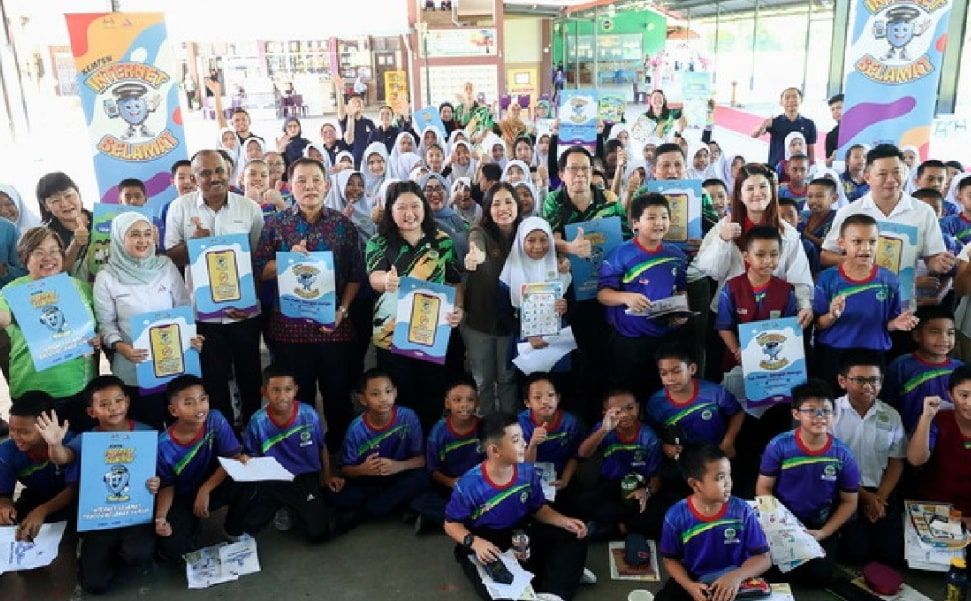 53所学校展开网络安全运动  张念群：打造健康数码环境