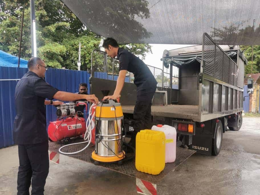 巴生皇城市厅取缔非法洗车中心