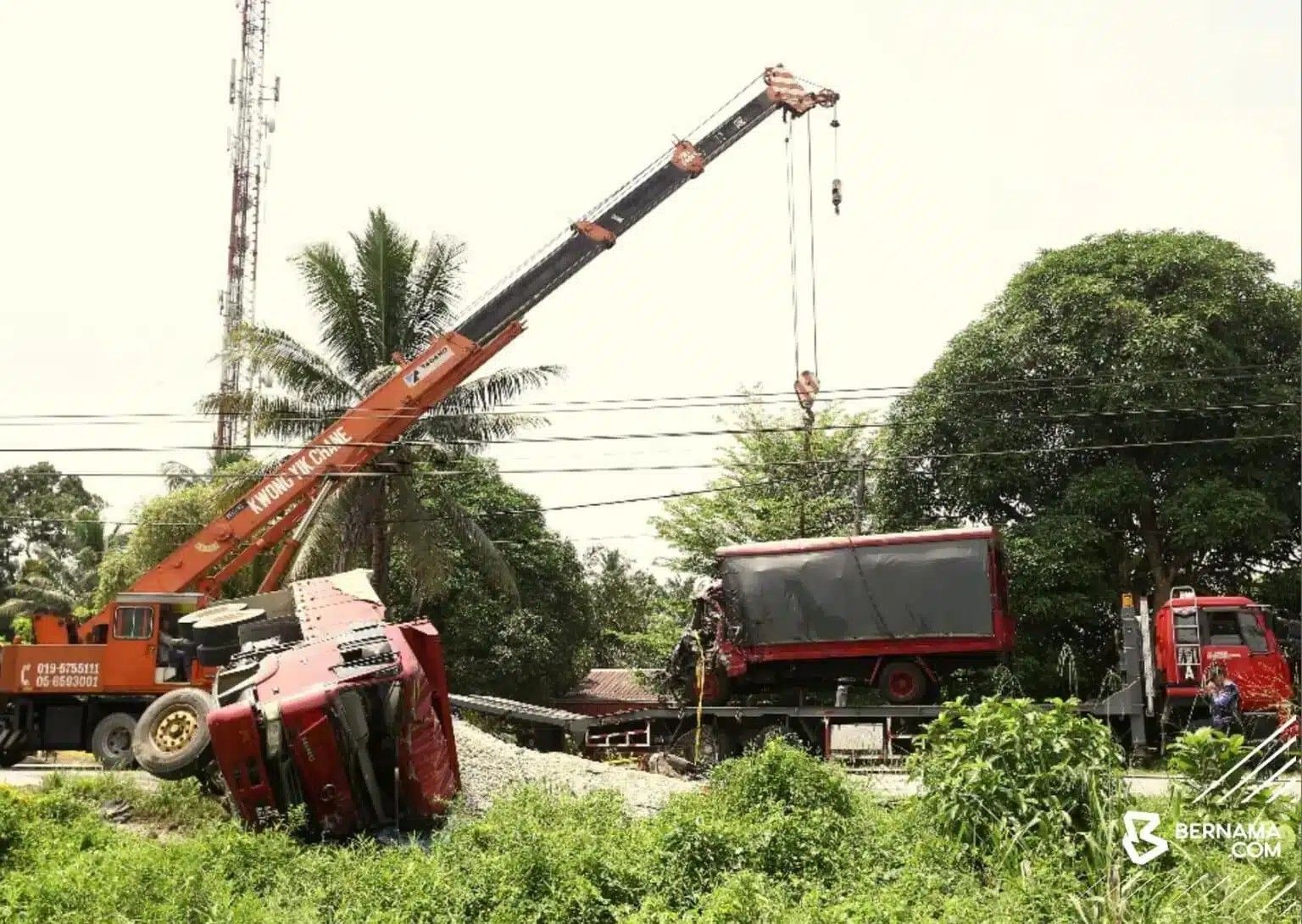 எஃப்.ஆர்.யு. டிரக் விபத்து - கற்களை ஏற்றும் அனுமதி லோரிக்கு இல்லை