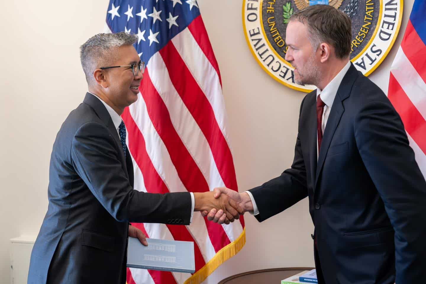 东姑扎夫鲁：马美关税谈判进展顺利