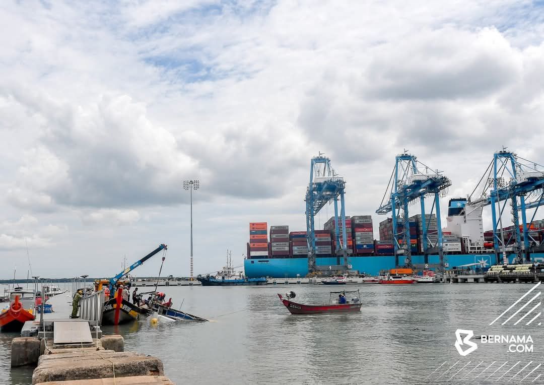 【巴生海难】夫妇俩仍下落不明 消拯局：疑拖船过程中被冲走