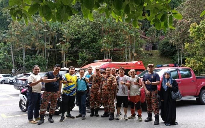 两名18岁少年登山迷路  醒目发WhatsApp定位求救