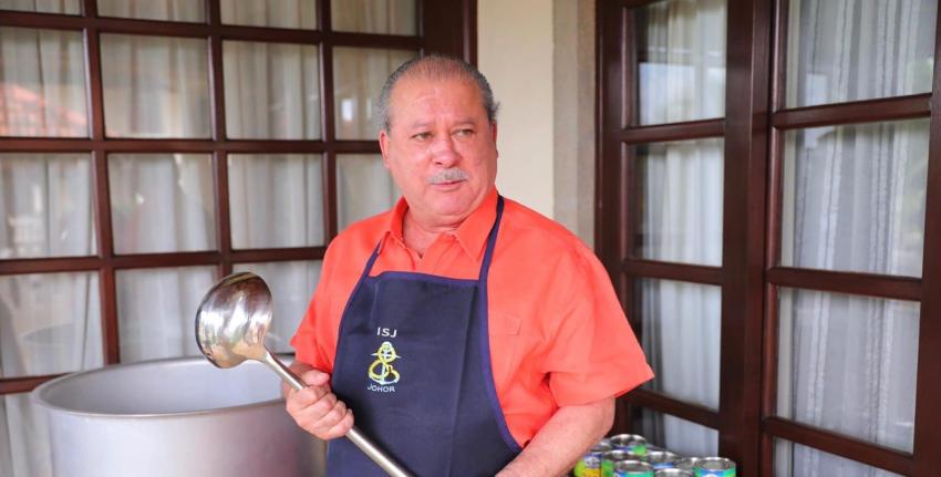 Air tangan Sultan Ibrahim, cemar duli memasak untuk rakyat jelata