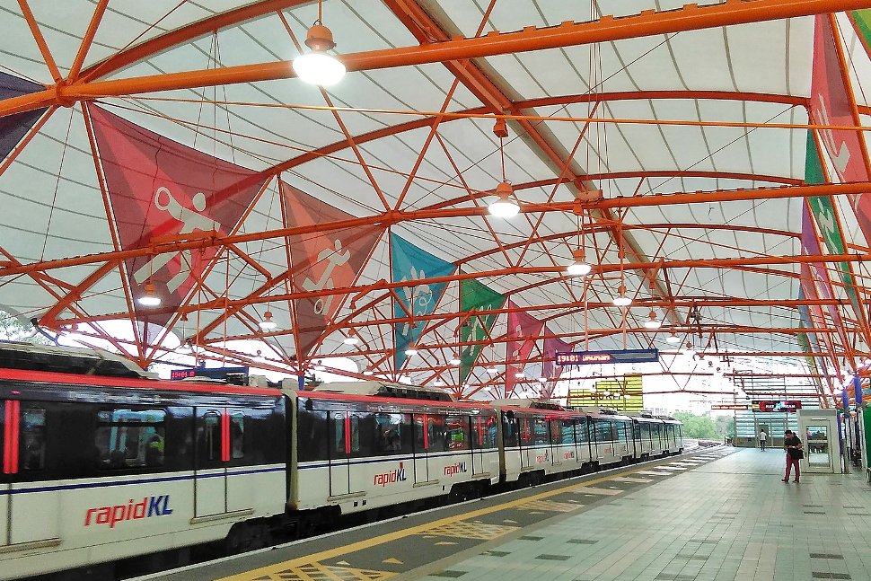 Operasi stesen LRT Bukit Jalil dilanjut hingga 12.30 tengah malam