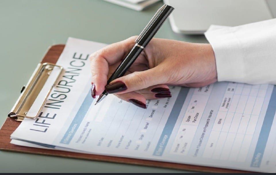 政府考虑推基本保险计划  助减轻医疗成本飙涨影响