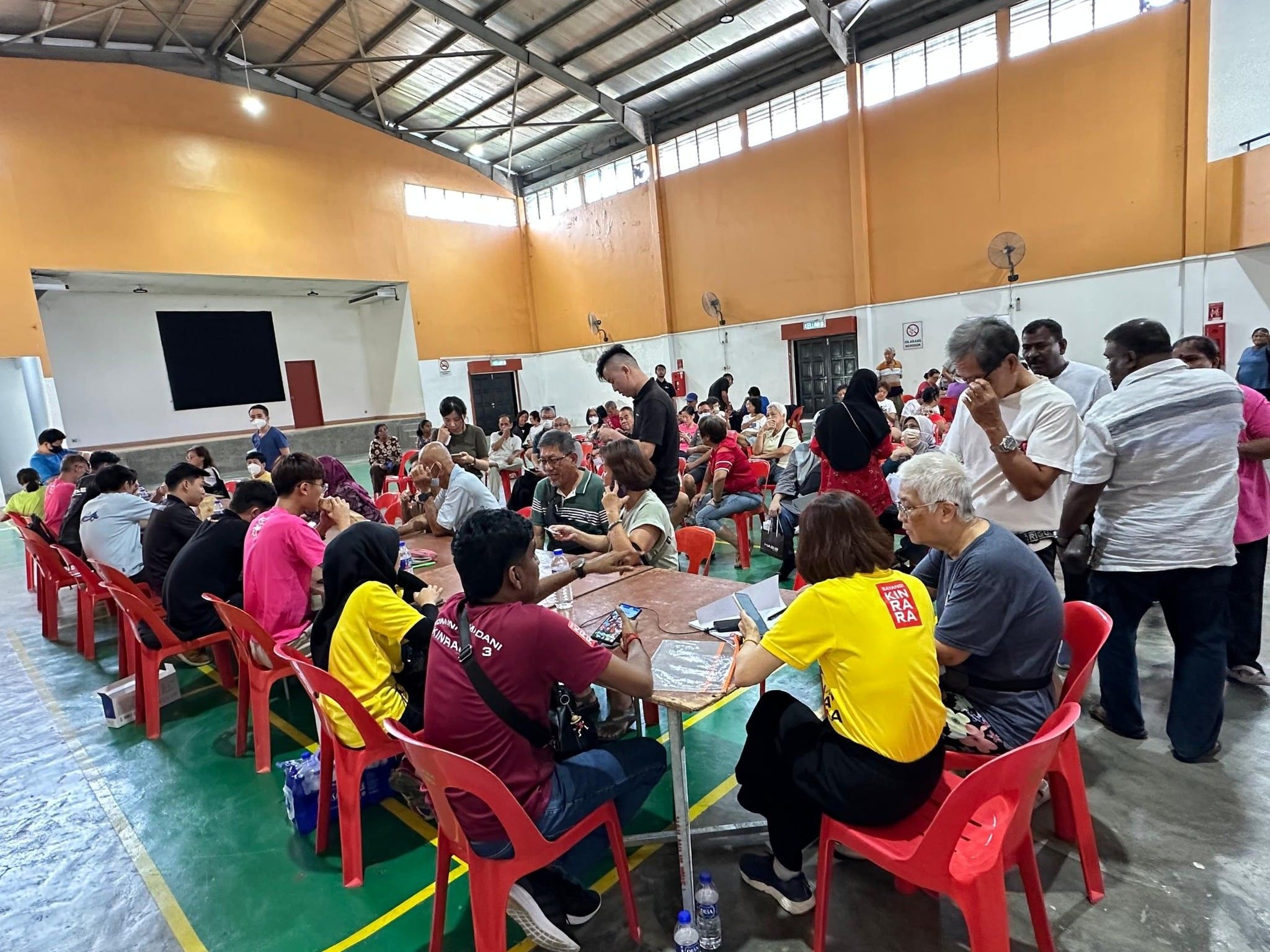 雪州死亡抚恤金计划查询度高  黄思汉服务中心助265长者申请