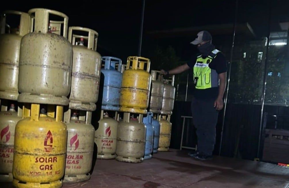 滥用总值20万补贴煤气灌入罗里  柔内贸部捣破非法活动捕员工