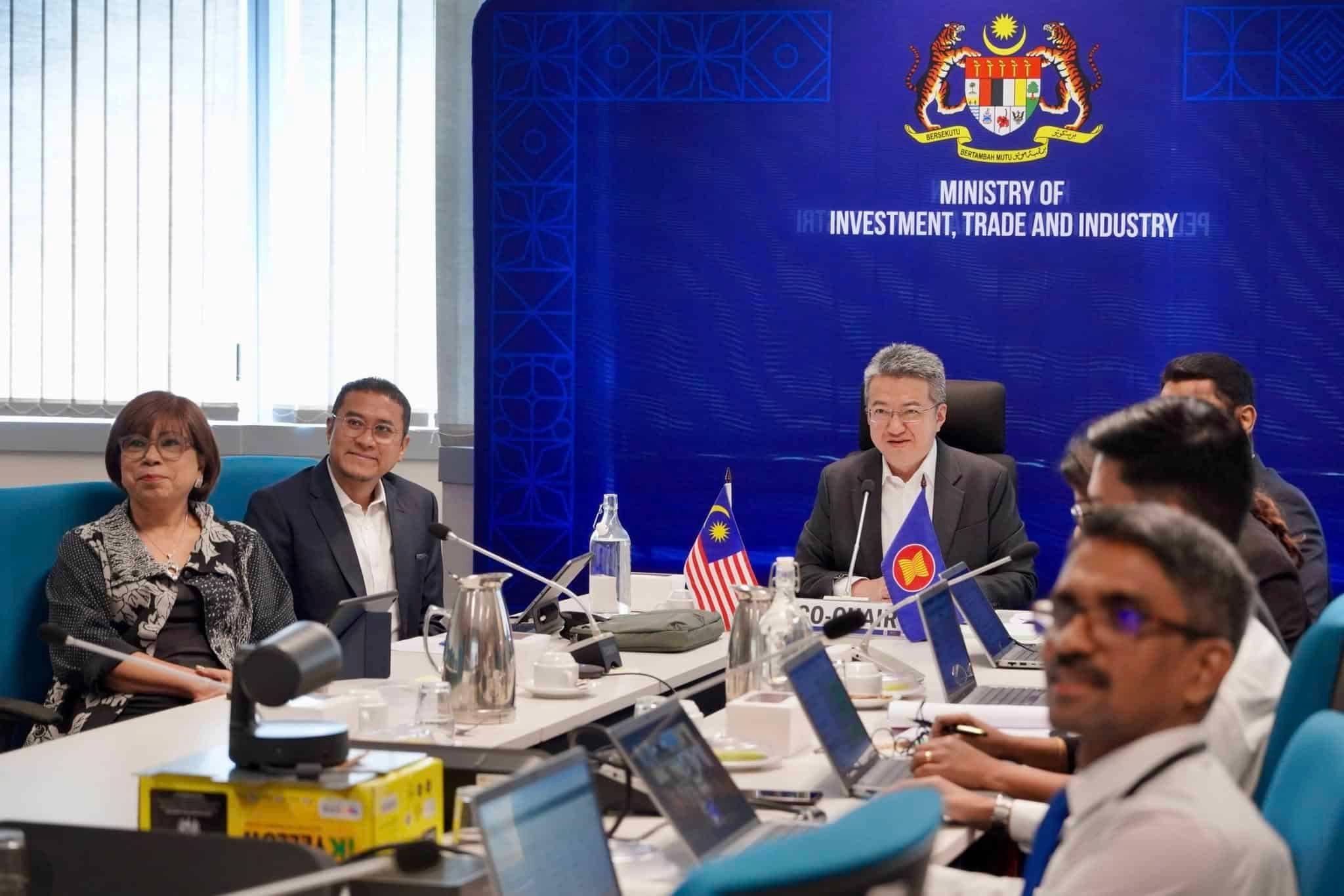 刘镇东：东盟地缘经济特工队9月呈报告