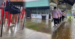 巴生利民华小又陷水患引来昆虫   学生冒险踩凳赤脚上课应考